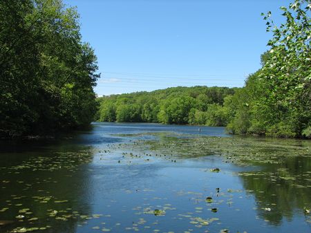 Teatown Lake Reservation | Environmental Educational Center | Maurice D.  Hinchey Hudson River Valley National Heritage Area